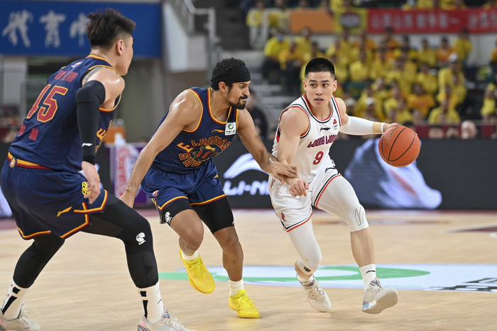 CBA常规赛倒计时，拜仁慕尼黑今晚内部沟通，细节引发关注，引发热议，控场能力受关注的简单介绍